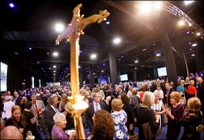 Archdiocese of Boston’s 9th annual Celebration of the Priesthood Dinner featuring speaker Roma Downey held at the Seaport World Trade Center in Boston, Sept. 28, 2017. Pilot photo/ Gregory L. Tracy 