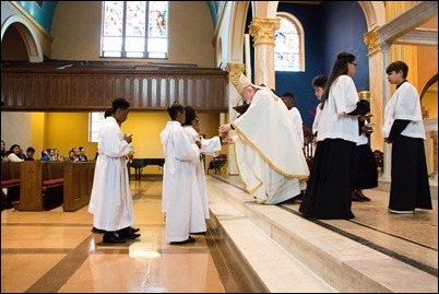 Altar Server Appreciation Mass, Oct. 21, 2017, St. Mary Church in Waltham. Pilot photo/ Kelsey Cronin