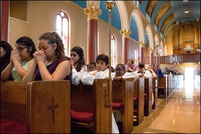 Altar Server Appreciation Mass, Oct. 21, 2017, St. Mary Church in Waltham. Pilot photo/ Kelsey Cronin