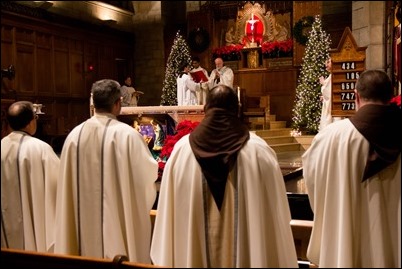 2017 New Year’s Eve Mass at St. Clement Eucharistic Shrine in Boston. Pilot photo/ Mark Labbe 