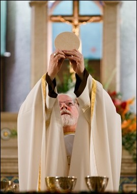 Cardinal Sean P. O’Malley celebrates Mass for pro-life pilgrims attending the March for Life at the Shine of the Sacred Heart in Washington, D.C., Jan. 19, 2018. Pilot photo/ Gregory L. Tracy