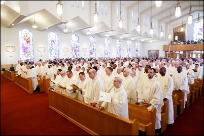 Cardinal Seán P. O'Malley celebrates the annual Chrism Mass at Immaculate Conception Church in Malden, March 27, 2018. Pilot photo/ Gregory L. Tracy 