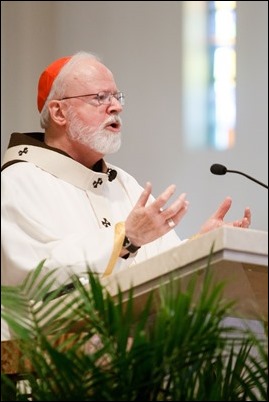 Cardinal Seán P. O'Malley celebrates the annual Chrism Mass at Immaculate Conception Church in Malden, March 27, 2018. Pilot photo/ Gregory L. Tracy 