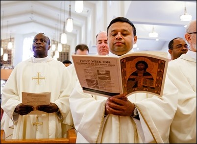 Cardinal Seán P. O'Malley celebrates the annual Chrism Mass at Immaculate Conception Church in Malden, March 27, 2018. Pilot photo/ Gregory L. Tracy 