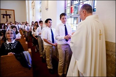 Cardinal Seán P. O'Malley celebrates the annual Chrism Mass at Immaculate Conception Church in Malden, March 27, 2018. Pilot photo/ Gregory L. Tracy 