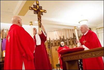 Good Friday Liturgy of the Lord’s Passion with veneration of the cross at the Cathedral of the Holy Cross, March 30, 2018. Pilot photo/ Mark Labbe