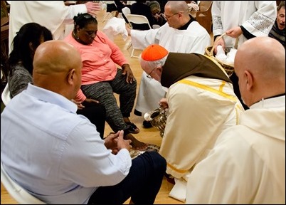 Holy Thursday celebration of the Mass of the Last Supper at the Cathedral of the Holy Cross, March 21, 2018. Pilot photo/ Mark Labbe