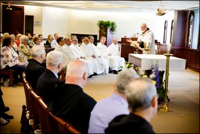 Mass and reception for jubilarian priests and brothers and the archdiocese’s Pastoral Center, May 30, 2018. Pilot photo/ Gregory L. Tracy 