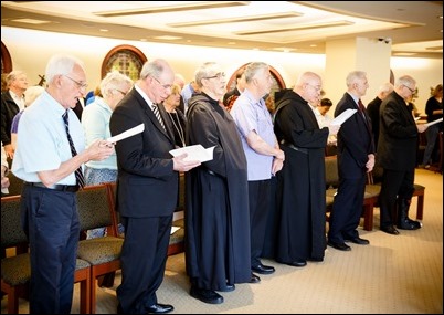 Mass and reception for jubilarian priests and brothers and the archdiocese’s Pastoral Center, May 30, 2018. Pilot photo/ Gregory L. Tracy 