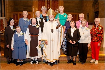 Mass for Women Religious Jubliarians celebrated at St. Theresa of Avila Parish, West Roxbury, Sept. 16, 2018. Pilot photo/ Gregory L. Tracy 