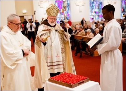 Cardinal Sean P. O’Malley presides at the 2018 Cheverus Award ceremony, Nov. 26 at Immaculate Conception Church in Malden. Pilot photo/ Gregory L. Tracy 