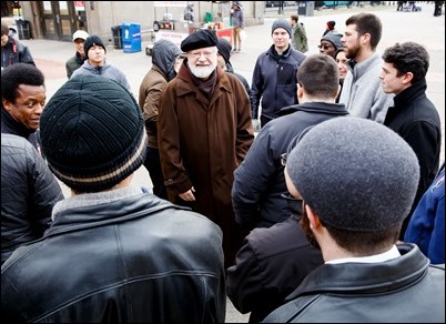 Cardinal O’Malley gives his blessing to seminarians from St. John Seminary as they prepare to distribute food and Miraculous Medals to the homeless and needy on BostonCommon as part of the Fratello initiative, marking World Day of the Poor, Nov. 18, 2018. Pilot photo/ Gregory L. Tracy 