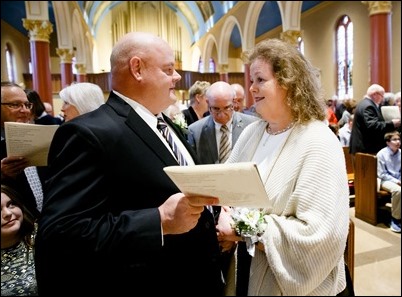 Silver and Golden Wedding Anniversary Mass celebrate by Cardinal O’Malley at St. Mary’s Church in Waltham, Oct 25, 2018. Pilot photo/ Gregory L. Tracy 