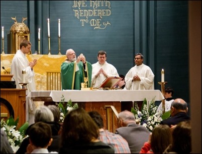 Cardinal O’Malley celebrates Mass at St. Agnes Parish in Arlington to mark Appeal Commitment Weekend March 3, 2019.
Pilot photo/ Jacqueline Tetrault 