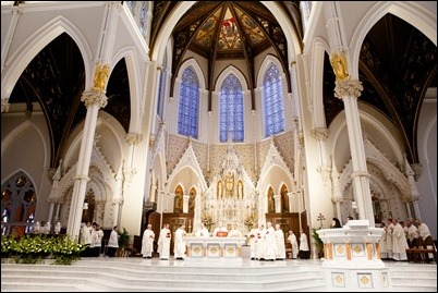 Cardinal O’Malley celebrates the annual Chrism Mass at the Cathedral of the Holy Cross April 16, 2019. The Mass, held during Holy Week, is an occasion to bless the scared oils for use in the coming year and for priests to renew their vows. (Pilot photo/ Gregory L. Tracy)