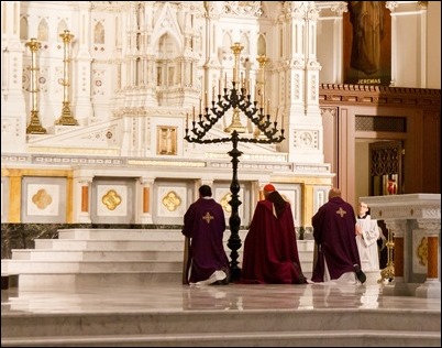 Celebration of Tenebrae at the Cathedral of the Holy Cross, April 17, 2019.
Pilot photo/ Antonio M. Enrique