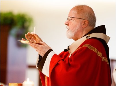 Permanent deacons celebrating 25 and 40 years of ordination  are honored at a Mass and lunch at the Pastoral Center, May 14, 2019.
Pilot photo/ Gregory L. Tracy 