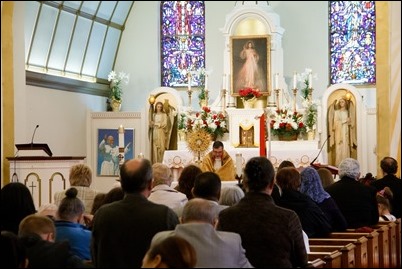 Mass at the St. John Paul II Shrine of Divine Mercy in Salem, April 29, 2019 to celebrate Divine Mercy Sunday. Mass was celebrated by Cardinal Seán P. O’Malley along with Bishop Mark O’Connell, and Bishop Wieslaw Lechowicz, an auxiliary bishop of the archdiocese of Tarnów, Poland.
Pilot photo/ Jacqueline Tetrault 