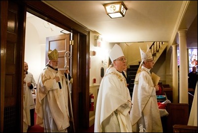 Mass at the St. John Paul II Shrine of Divine Mercy in Salem, April 29, 2019 to celebrate Divine Mercy Sunday. Mass was celebrated by Cardinal Seán P. O’Malley along with Bishop Mark O’Connell, and Bishop Wieslaw Lechowicz, an auxiliary bishop of the archdiocese of Tarnów, Poland.
Pilot photo/ Jacqueline Tetrault 