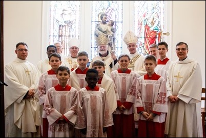 Mass at the St. John Paul II Shrine of Divine Mercy in Salem, April 29, 2019 to celebrate Divine Mercy Sunday. Mass was celebrated by Cardinal Seán P. O’Malley along with Bishop Mark O’Connell, and Bishop Wieslaw Lechowicz, an auxiliary bishop of the archdiocese of Tarnów, Poland.
Pilot photo/ Jacqueline Tetrault 