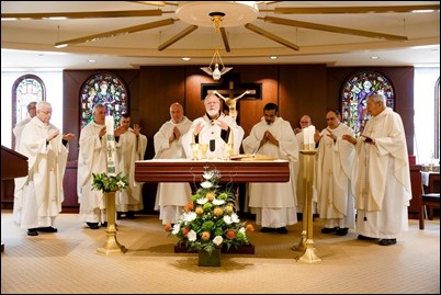 Mass for jubliarian priests and brothers, June 5, 2019.
Pilot photo/ Gregory L. Tracy 