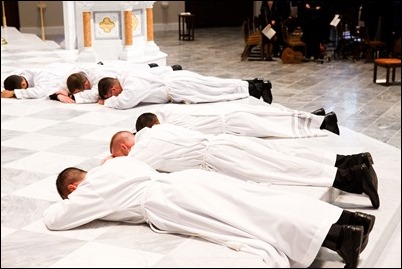 Erick Gonzalez, Joseph Hubbard, Matthew Norwood, Fernando J. Vivas, and Daniel Zinger for the Archdiocese of Boston; Brother Paul Kallal for the Oblates of the Virgin Mary; and Brother Antonio B. Lopez for the Congregation of the Sacred Stigmata are ordained transitional deacons June 8, 2019 at the Cathedral of the Holy Cross.<br />
Pilot photo/ Gregory L. Tracy 