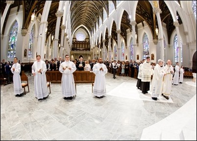 Erick Gonzalez, Joseph Hubbard, Matthew Norwood, Fernando J. Vivas, and Daniel Zinger for the Archdiocese of Boston; Brother Paul Kallal for the Oblates of the Virgin Mary; and Brother Antonio B. Lopez for the Congregation of the Sacred Stigmata are ordained transitional deacons June 8, 2019 at the Cathedral of the Holy Cross.<br />
Pilot photo/ Gregory L. Tracy 