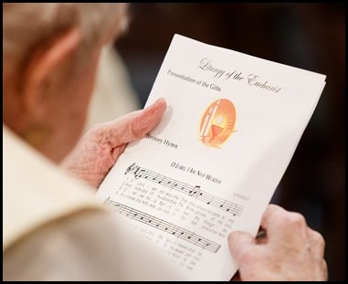 Cardinal Sean P. O'Malley celebrates the Mass for the Dedication of the Altar of the Chapel at Regina Cleri, Aug. 21, 2019.  The Mass marked the completion of a months-long renovation of the chapel.
Pilot photo/ Gregory L. Tracy 