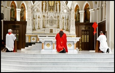 Cardinal Sean O’Malley celebrates Good Friday at the Cathedral of the Holy Cross, April 10, 2020.
Phot by Gregory L. Tracy, The Pilot