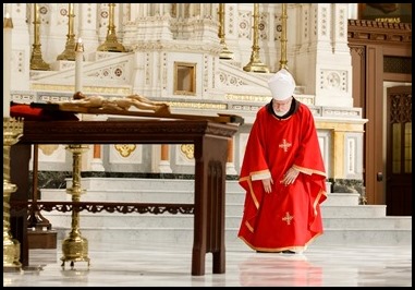 Cardinal Sean O’Malley celebrates Good Friday at the Cathedral of the Holy Cross, April 10, 2020.
Phot by Gregory L. Tracy, The Pilot