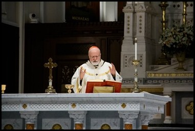 Cardinal Sean P. O’Malley celebrates Mass at the Cathedral of the Holy Cross, June 13, 2020, the Feast of Corpus Christi.  The feast marked the start of the archdiocese’s Year of the Eucharist.
Pilot photo/ Jacqueline Tetrault