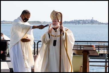 Cardinal Sean P. O’Malley celebrates a Mass for racial justice and healing at Castle Island in South Boston, June 13, 2020.
Pilot photo/ Gregory L. Tracy 