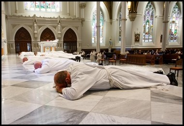 Ordination Mass of permanent deacons celebrated Oct. 3, 2020 at the Cathedral of the Holy Cross.
Pilot photo/ Gregory L. Tracy 