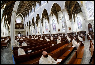 Cardinal O'Malley celebrates the annual Chrism Mass at the Cathedral of the Holy Cross, March 29, 2021. 
Pilot photo/ Gregory L. Tracy 