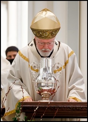 Cardinal O'Malley celebrates the annual Chrism Mass at the Cathedral of the Holy Cross, March 29, 2021. 
Pilot photo/ Gregory L. Tracy 