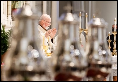 Cardinal O'Malley celebrates the annual Chrism Mass at the Cathedral of the Holy Cross, March 29, 2021. 
Pilot photo/ Gregory L. Tracy 