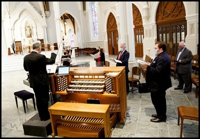 Cardinal Seán P. O’Malley presides at the Celebration of the Lord's Passion on Good Friday, April 2, 2021 at the Cathedral of the Holy Cross.
Pilot photo/ Gregory L. Tracy 