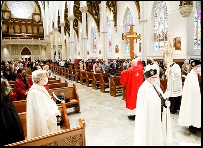 Cardinal Seán P. O’Malley presides at the Celebration of the Lord's Passion on Good Friday, April 2, 2021 at the Cathedral of the Holy Cross.
Pilot photo/ Gregory L. Tracy 