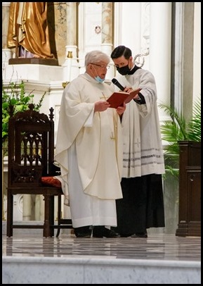 Cardinal Seán P. O’Malley celebrates the Holy Thursday Mass of the Lord’s Supper at the Cathedral of the Holy Cross April 1, 2021.
Pilot photo/ Jacqueline Tetrault