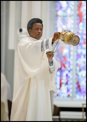 Ordination Mass of Transitional Deacons Maxwell Chukwudiebere, Patrick O’Connor,Bertrand Proulx, Nathaniel Sanders and Nicholas Stano at the Cathedral of the Holy Cross, June 12, 2021.
Pilot photo/ Gregory L. Tracy 