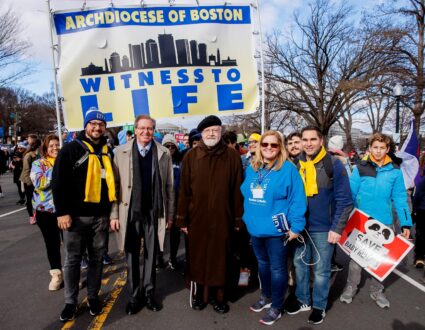 Cardinal Sean O’Malley leads a group of youth from the Archdiocese of Boston at 2023 March for Life in Washington, D.C. Pilot photo/ Gregory L. Tracy 