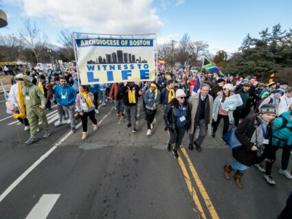 Cardinal Sean O’Malley leads a group of youth from the Archdiocese of Boston at 2023 March for Life in Washington, D.C. Pilot photo/ Gregory L. Tracy 